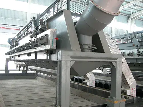 Cuves d'électrolyse et superstructures