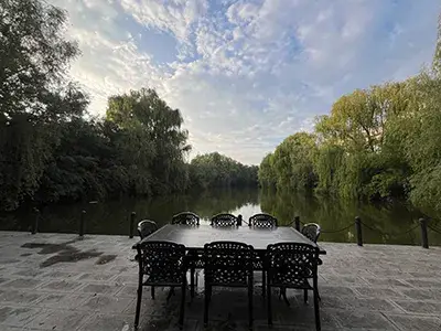Bâtiment commercial